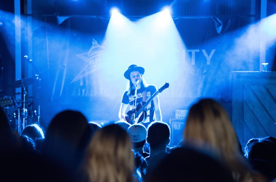 James Bay 